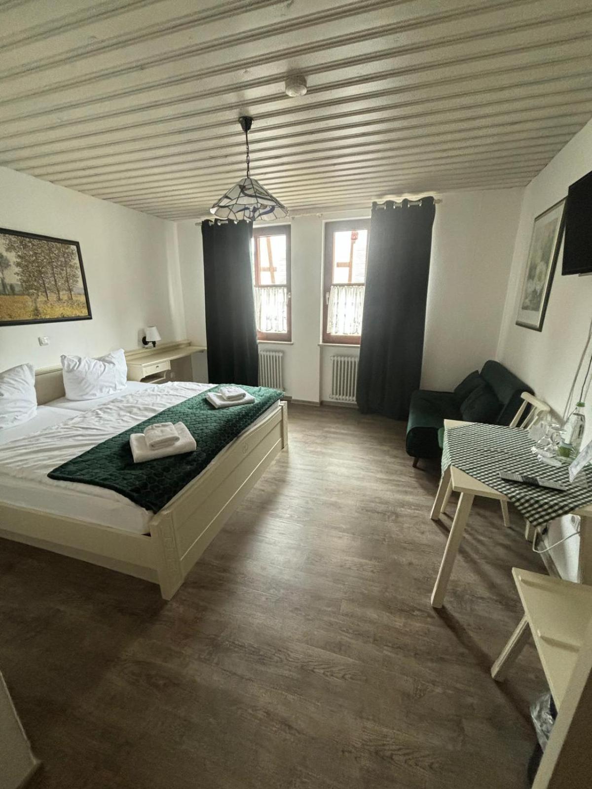 Pension Main-Art Mainstockheim Екстер'єр фото